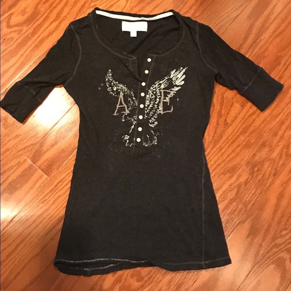 American Eagle top